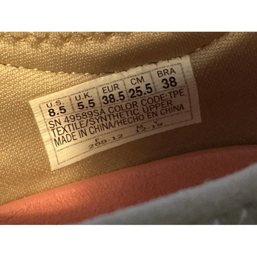 Skechers Reggae Fest Neap Outdoor Lifestyle Shoes Women's Size 8.5 Taupe Slip On